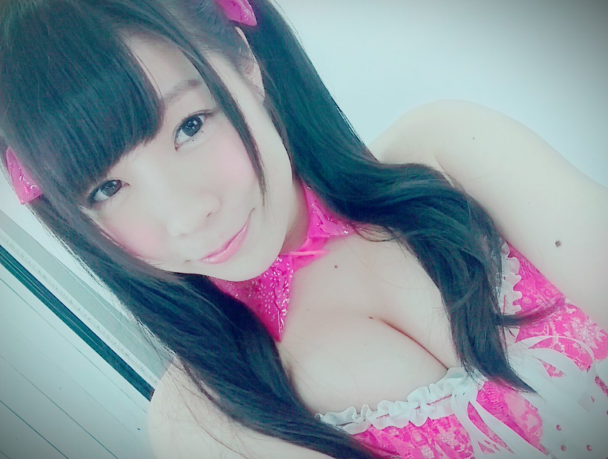 東條詩織エロ 巨乳アイドル”KNU・東條詩織の“たわわなFカップ谷間”がたまらない！セクシーおやすみショットにドキドキ - Scoopie News - GREE  ニュース