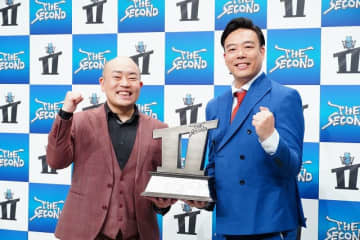 「漫才やろうな」「漫才やりましょう」。結成19年の漫才師・ギャロップが「THE SECOND」初代王者に！【優勝会見リポート】 TVガイド