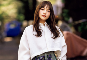 川口春奈が着こなす！「sacai」で魅せる“よそゆきカジュアル” - 東京カレンダー - GREE ニュース