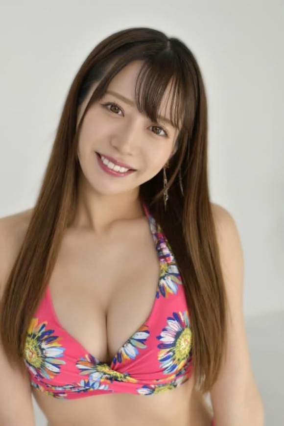 絶好の美ボディに心酔…迫力満点のまんまる美胸にひたすら見惚れる…！桜